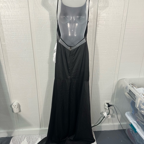 Leena For Mac Duggal Black Spaghetti Strap Dress Size 6 NWT - Picture 7 of 12